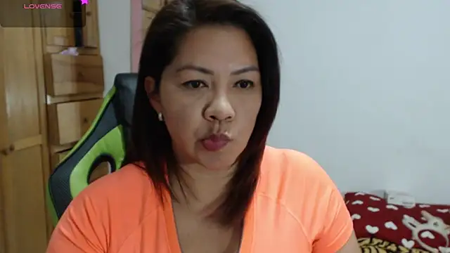 hiilarybrown online show from September 23, 10:46 pm