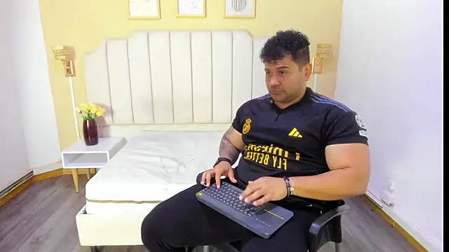 michael hill1 online show from October 4, 1:09 pm