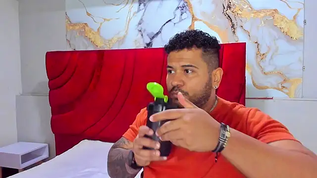 michael hill1 online show from November 18, 1:04 pm