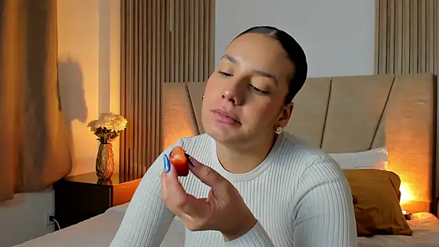 Rachell Jamess online show from October 14, 3:40 am