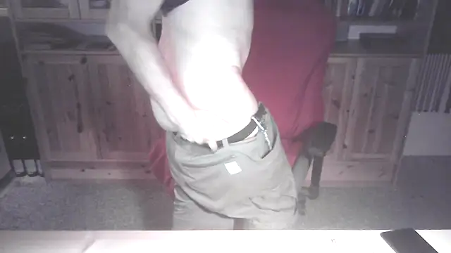 boy40bi online show from October 22, 4:46 am