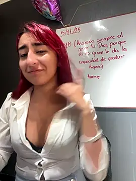 Snapshot of JuliethaDemon_ chatting on November 7, 2:17 pm JuliethaDemon online show from November 7, 2:17 pm