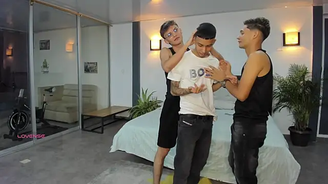 Snapshot of Bisexlifehot__ chatting on September 19, 11:38 pm Bisexlifehot online show from September 19, 11:38 pm