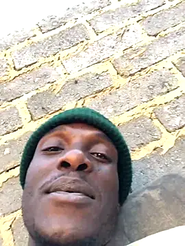 cuminsidebby online show from October 8, 3:42 pm