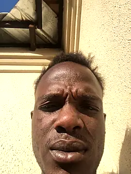 cuminsidebby online show from December 3, 4:31 am