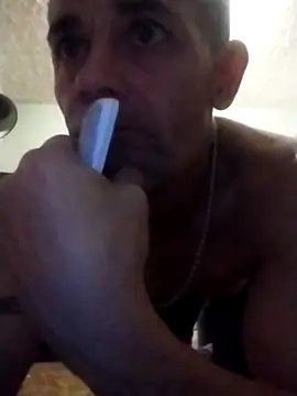 Snapshot of kaylikinky chatting on November 8, 5:45 pm kaylikinky online show from November 8, 5:45 pm