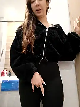 Snapshot of yourfavpsy_ chatting on October 15, 12:05 pm yourfavpsy online show from October 15, 12:05 pm