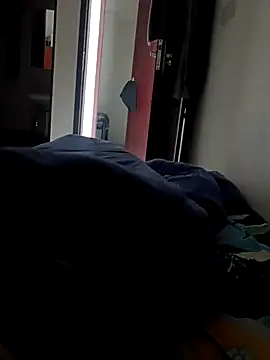 FitNhot sam online show from December 14, 7:07 pm