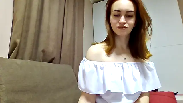 Snapshot of Requellia chatting on October 29, 8:10 pm Requellia online show from October 29, 8:10 pm