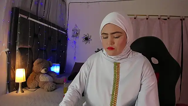 Snapshot of MarianFadel chatting on September 10, 12:38 pm MarianFadel online show from September 10, 12:38 pm