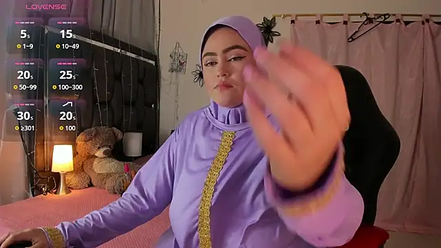 Snapshot of MarianFadel chatting on September 11, 12:38 pm MarianFadel online show from September 11, 12:38 pm