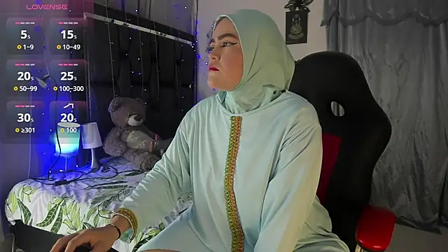 Snapshot of MarianFadel chatting on October 2, 12:34 pm MarianFadel online show from October 2, 12:34 pm