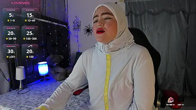 Snapshot of MarianFadel chatting on October 8, 12:25 pm MarianFadel online show from October 8, 12:25 pm