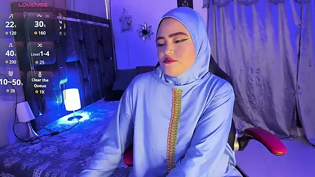 Snapshot of MarianFadel chatting on October 11, 12:36 pm MarianFadel online show from October 11, 12:36 pm