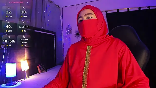 Snapshot of MarianFadel chatting on October 21, 12:28 pm MarianFadel online show from October 21, 12:28 pm