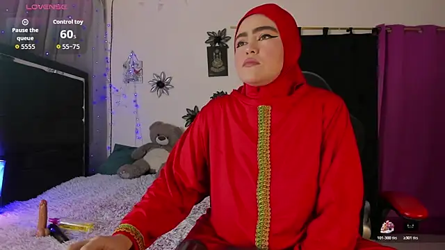 Snapshot of MarianFadel chatting on October 24, 12:34 pm MarianFadel online show from October 24, 12:34 pm