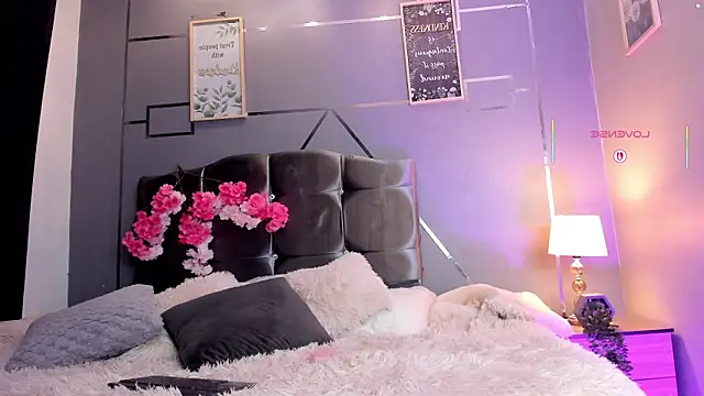 antonellastar24  online show from November 21, 8:46 am