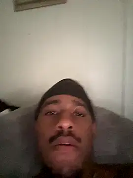 tyrek5051 online show from October 24, 4:14 pm