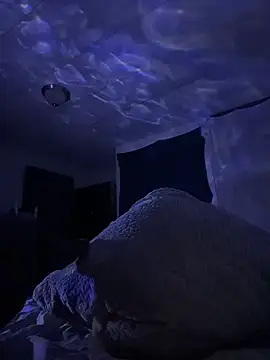 tyrek5051 online show from November 23, 2:44 am