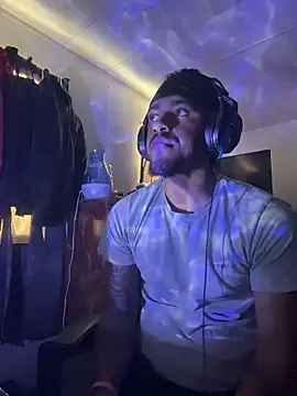 tyrek5051 online show from November 29, 1:58 pm