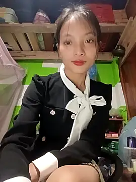 Snapshot of tdtd98 chatting on October 2, 4:36 pm tdtd98 online show from October 2, 4:36 pm