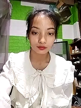 Snapshot of tdtd98 chatting on October 21, 4:13 am tdtd98 online show from October 21, 4:13 am