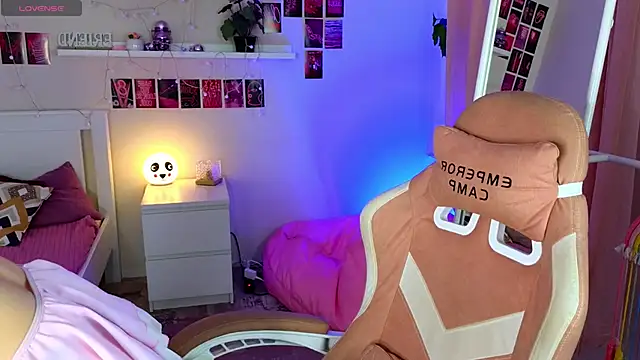 Wander Waves online show from September 12, 9:48 pm