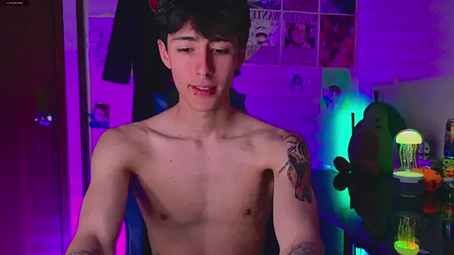 Snapshot of Jeremias_miller chatting on September 18, 3:58 pm Jeremias miller online show from September 18, 3:58 pm