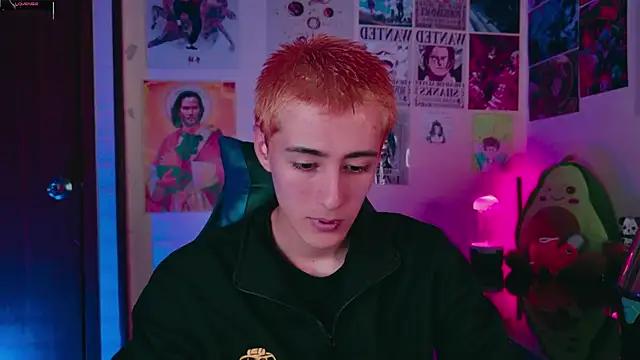 Snapshot of Jeremias_miller chatting on October 20, 5:46 pm Jeremias miller online show from October 20, 5:46 pm