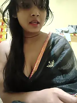 Snapshot of RAYI_Queen_2 chatting on November 25, 9:53 am RAYI Queen 2 online show from November 25, 9:53 am