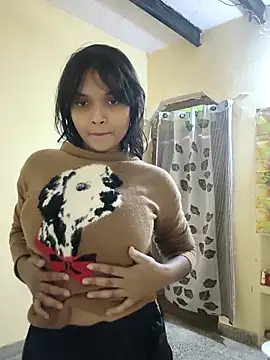 Snapshot of RAYI_Queen_2 chatting on November 28, 10:29 am RAYI Queen 2 online show from November 28, 10:29 am