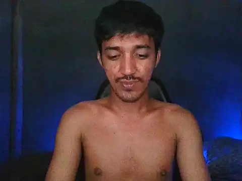 RowyCam online show from October 28, 3:36 pm