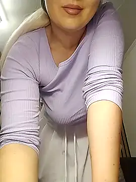 Mayaaaaaa  online show from November 27, 7:32 am