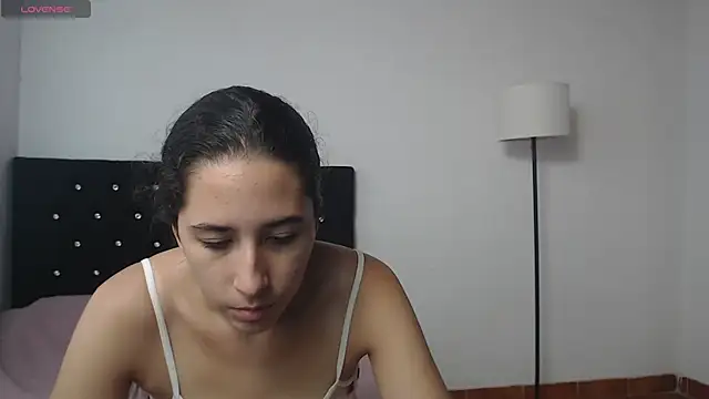 lilacream online show from September 28, 3:50 pm