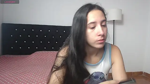 lilacream online show from October 17, 2:30 pm