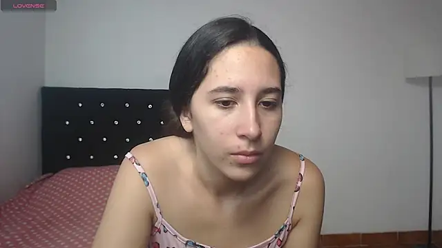 lilacream online show from December 1, 2:00 pm