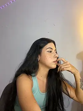 Snapshot of samanthadeluxe1 chatting on September 22, 10:12 pm samanthadeluxe1 online show from September 22, 10:12 pm