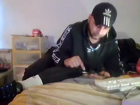 Snapshot of SmokedAlloy2 chatting on September 14, 12:48 pm SmokedAlloy2 online show from September 14, 12:48 pm