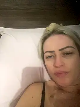 Snapshot of Alerquinasc chatting on November 30, 12:36 am Alerquinasc online show from November 30, 12:36 am