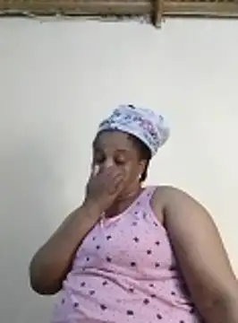 Prettyboobiesx online show from October 28, 10:23 pm