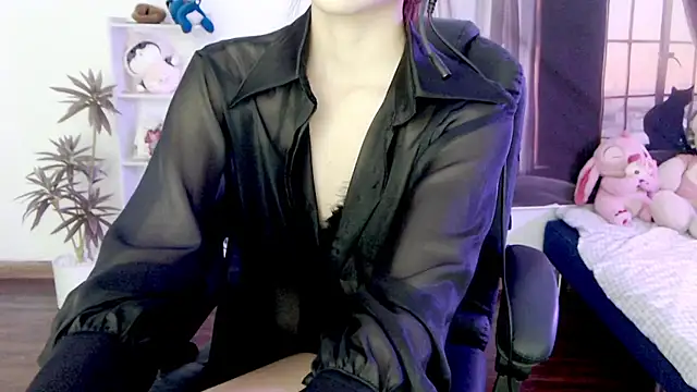 Snapshot of Suzie_Wet_Cave chatting on October 6, 11:29 am Suzie Wet Cave online show from October 6, 11:29 am