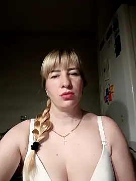 Snapshot of babyjessi chatting on October 28, 9:50 pm babyjessi online show from October 28, 9:50 pm