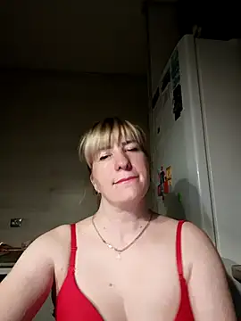 Snapshot of babyjessi chatting on November 6, 9:48 pm babyjessi online show from November 6, 9:48 pm