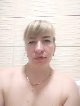 Snapshot of babyjessi chatting on December 15, 7:40 pm babyjessi online show from December 15, 7:40 pm