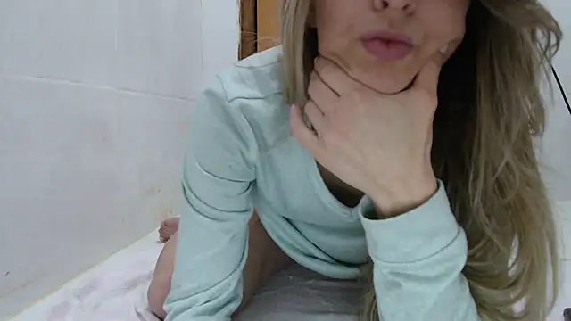 SweetGraciosa online show from September 27, 3:33 am