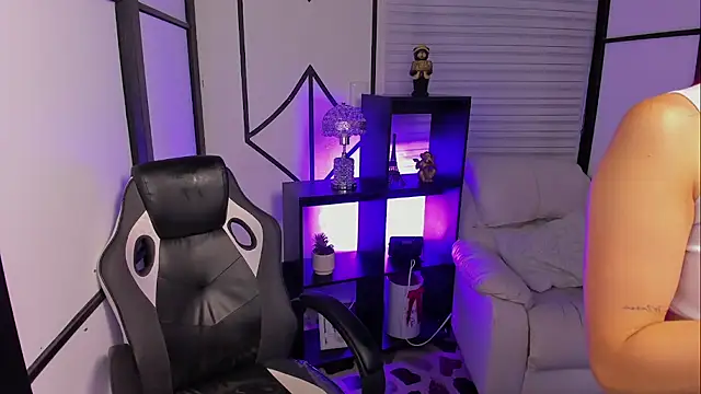 NahomiRichards  online show from September 11, 4:12 am