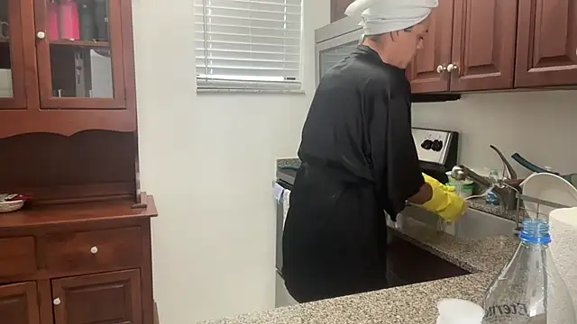 prettyykitty22 online show from October 26, 6:36 pm