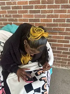 sprinklingfairy online show from December 1, 4:56 pm