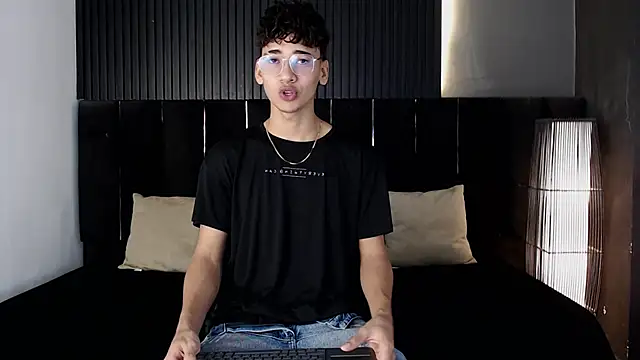 Snapshot of Dominic_ghost chatting on September 9, 11:59 pm Dominic ghost online show from September 9, 11:59 pm