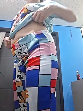 Snapshot of vaneza1999 chatting on September 27, 2:55 pm vaneza1999 online show from September 27, 2:55 pm